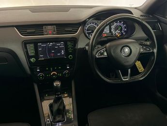 SKODA OCTAVIA 2.0 TDI CR vRS 5dr DSG