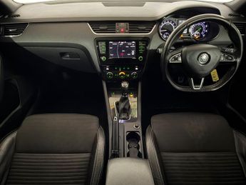 SKODA OCTAVIA 2.0 TDI CR vRS 5dr DSG