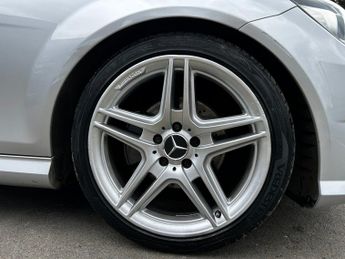 MERCEDES-BENZ C CLASS C220 CDI BlueEFFICIENCY AMG Sport 2dr Auto