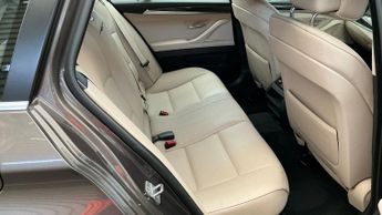 BMW 5 SERIES 520d SE 5dr Step Auto ++ PRO MEDIA / NAV / LEATHER / PANROOF / 1