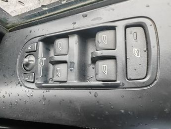 LAND ROVER FREELANDER 2.2 SD4 HSE 5dr Auto