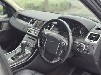 LAND ROVER RANGE ROVER SPORT 3.0 TDV6 HSE 5dr CommandShift