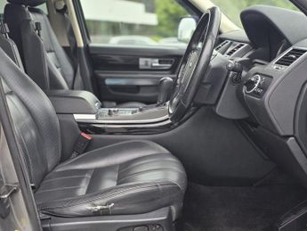 LAND ROVER RANGE ROVER SPORT 3.0 TDV6 HSE 5dr CommandShift