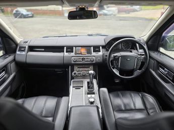 LAND ROVER RANGE ROVER SPORT 3.0 TDV6 HSE 5dr CommandShift