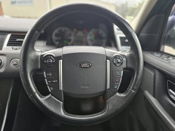 LAND ROVER RANGE ROVER SPORT 3.0 TDV6 HSE 5dr CommandShift