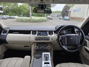 LAND ROVER RANGE ROVER SPORT 3.0 SDV6 HSE 5dr Auto