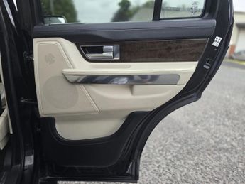 LAND ROVER RANGE ROVER SPORT 3.0 SDV6 HSE 5dr Auto