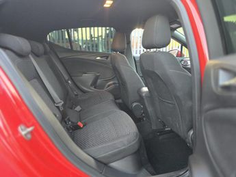 VAUXHALL ASTRA 1.0T 12V ecoFLEX SRi Nav 5dr
