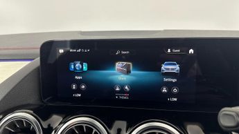 MERCEDES-BENZ EQA EQA 350 66.5kWh AMG Line SUV 5dr Electric Auto 4MATIC (292 ps)