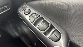 NISSAN JUKE 1.0 DIG-T Acenta SUV 5dr Petrol DCT Auto Euro 6 (s/s) (117 ps)