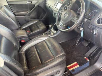 VOLKSWAGEN TIGUAN 2.0 TDi Match 5dr DSG