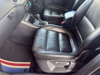 VOLKSWAGEN TIGUAN 2.0 TDi Match 5dr DSG