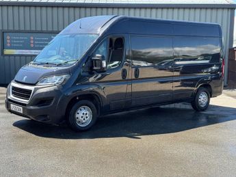 Peugeot Boxer 2.2 BlueHDi H2 Professional Van 140ps