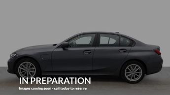 BMW 3 SERIES 2.0 330e 12kWh SE Pro Saloon 4dr Petrol Plug-in Hybrid Auto Euro