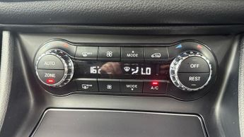 MERCEDES-BENZ GLA 1.6 GLA180 AMG Line Edition SUV 5dr Petrol 7G-DCT Euro 6 (s/s) (