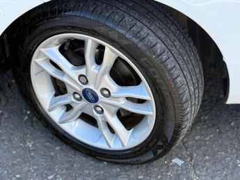 FORD FIESTA 1.0 EcoBoost Zetec 5dr