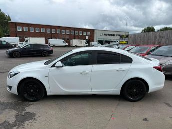 VAUXHALL INSIGNIA 2.0 CDTi [140] ecoFLEX Design Nav 5dr [Start Stop]