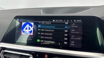 BMW 3 SERIES 2.0 330e 12kWh SE Pro Saloon 4dr Petrol Plug-in Hybrid Auto Euro