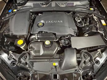 JAGUAR XF 3.0d V6 S Portfolio 5dr Auto