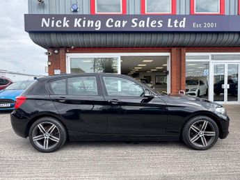 BMW 1 SERIES 118i Sport 5dr Step Auto ++ NAV / DAB / BLUETOOTH / ULEZ ++