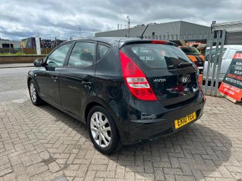 HYUNDAI I30 1.6 Comfort [2010] 5dr [124]