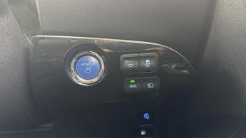 TOYOTA PRIUS 1.8 VVT 8.8kWh Excel Hatchback 5dr Petrol Plug-in Hybrid CVT Eur