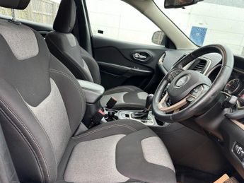 JEEP CHEROKEE 2.0 CRD [170] Longitude 5dr Auto