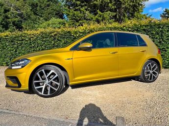 Volkswagen Golf TDi 2.0 TDI R-Line 5dr DSG
