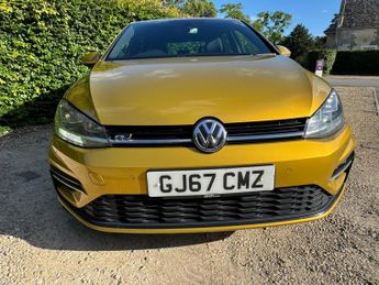 VOLKSWAGEN GOLF 2.0 TDI R-Line 5dr DSG