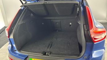 VOLVO XC40 P8 Recharge 300kW 78kWh First Edition 5dr AWD Auto
