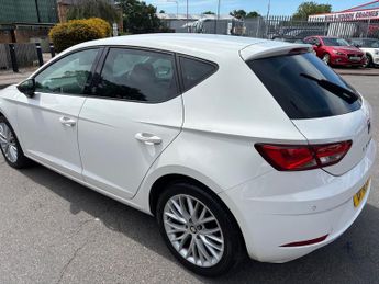 SEAT LEON 1.2 TSI SE Dynamic Technology 5dr