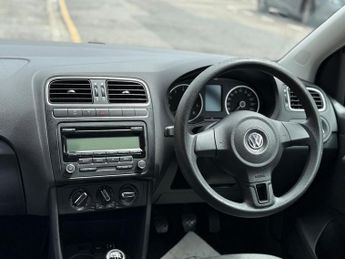 VOLKSWAGEN POLO 1.2 60 SE 5dr
