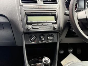 VOLKSWAGEN POLO 1.2 60 SE 5dr