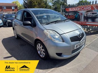 Toyota Yaris Auto