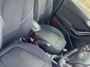 FORD FIESTA 1.0 EcoBoost Titanium 5dr