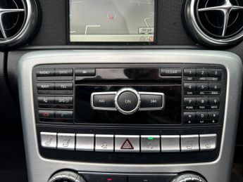 MERCEDES-BENZ SLK SLK 250 CDI BlueEFFICIENCY AMG Sport 2dr Tip Auto