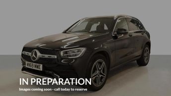 MERCEDES-BENZ GLC GLC 220d 4Matic AMG Line 5dr 9G-Tronic