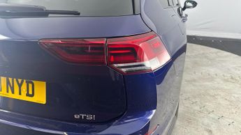 VOLKSWAGEN GOLF 1.5 eTSI MHEV R-Line Estate 5dr Petrol Hybrid DSG Euro 6 (s/s) (
