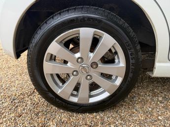 NISSAN PIXO 1.0 N-Tec 5dr Auto
