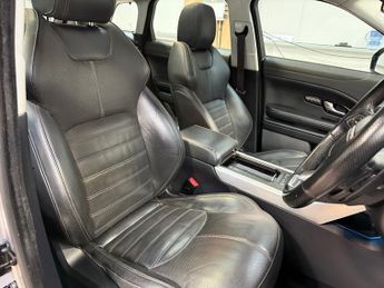 LAND ROVER RANGE ROVER EVOQUE 2.0 TD4 HSE Dynamic 5dr Auto