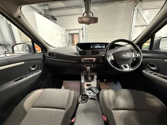 RENAULT SCENIC XMOD 1.5 dCi Dynamique TomTom Energy 5dr [Start Stop]