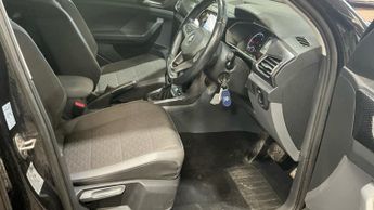 VOLKSWAGEN T-CROSS 1.6 TDI SEL 5dr DSG