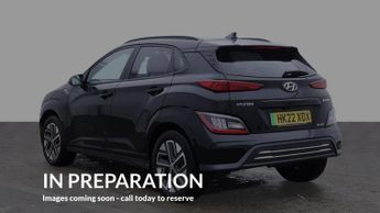 HYUNDAI KONA 39kWh Premium SUV 5dr Electric Auto (10.5kW Charger) (136 ps)