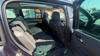 PEUGEOT 5008 2.0 HDi 163 Allure 5dr Auto