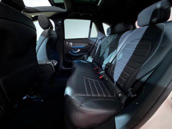 MERCEDES-BENZ GLC GLC 250d 4Matic AMG Line Prem Plus 5dr 9G-Tronic