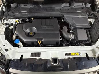 LAND ROVER DISCOVERY SPORT 2.0 TD4 180 SE Tech 5dr Auto
