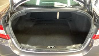 JAGUAR XF 2.7d Premium Luxury 4dr Auto