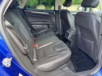 FORD MONDEO 2.0 TDCi 210 Titanium 5dr Powershift