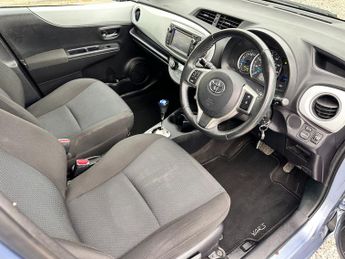 TOYOTA YARIS 1.5 VVT-i Hybrid T4 5dr CVT