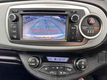 TOYOTA YARIS 1.5 VVT-i Hybrid T4 5dr CVT